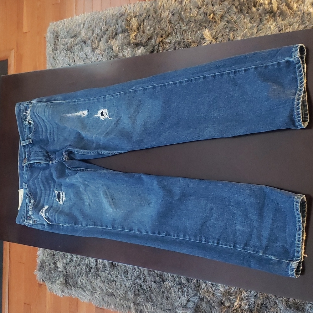 Hollister Distressed Jeans 30 x 32